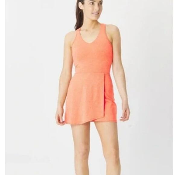 EleVen Venus Williams Love Buzz Tennis Dress Nectarine Orange Medium NWT - Picture 1 of 5